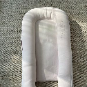 Light pink Dock A Tot Deluxe